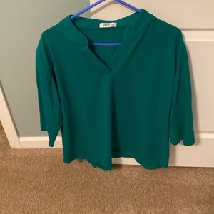 Ceasikery hunter green blouse